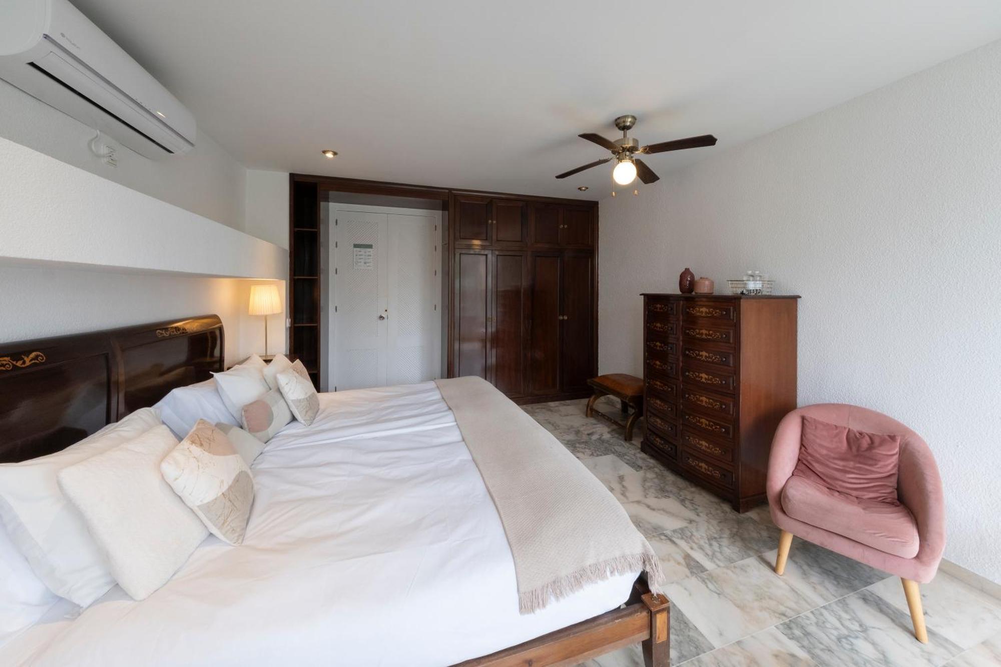 Hotel B&B Casa Arena Sevilla Tomares Eksteriør billede
